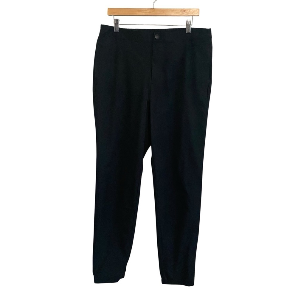 Banana Republic Navy Blue Men's Zipper Pocket Tech Performance Joggers Size 36